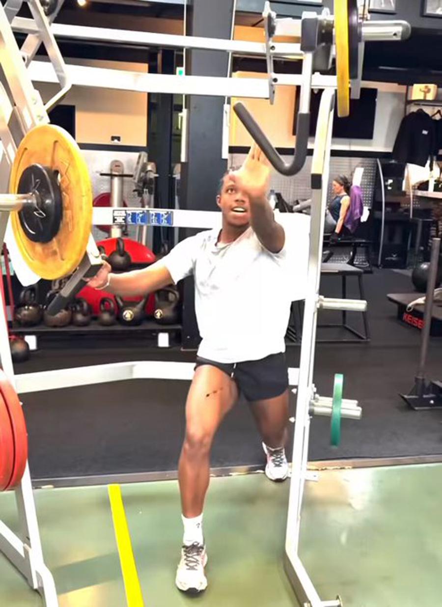 集训都是单, 持着良好的, jpg